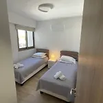 Le Voyageur Apartment Larnaka