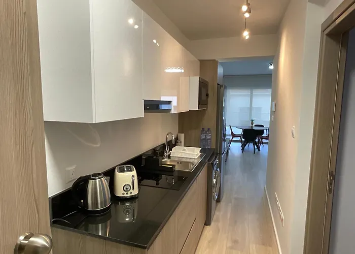 Le Voyageur * Larnaca