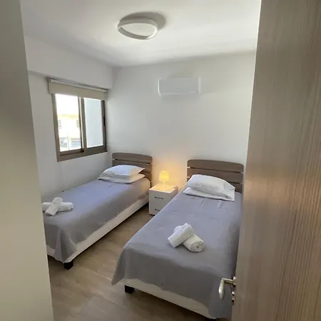 Le Voyageur Apartment Larnaca
