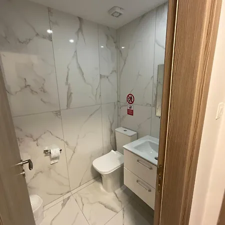 Le Voyageur Апартаменты Ларнака