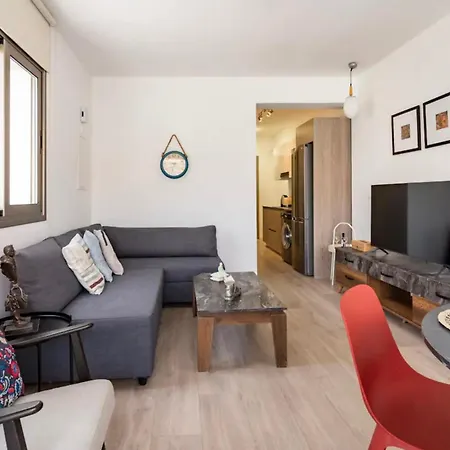 Апартаменты Le Voyageur Ларнака